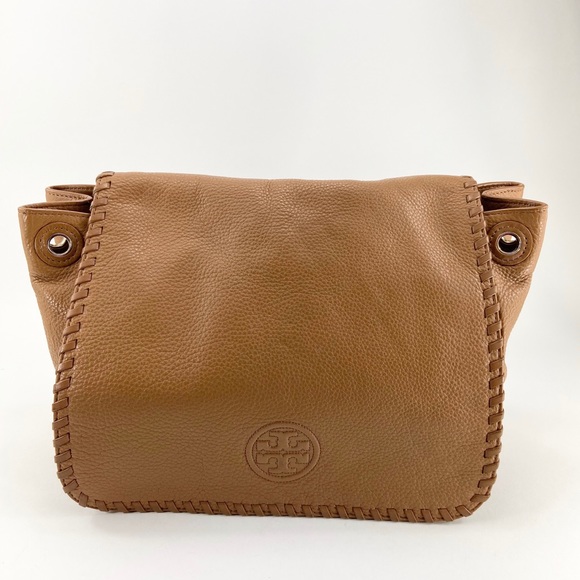 Tory Burch Handbags - Tory Burch Marion Flap Purse Large